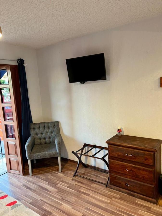 Hotel Casa Frida Cuernavaca Bagian luar foto