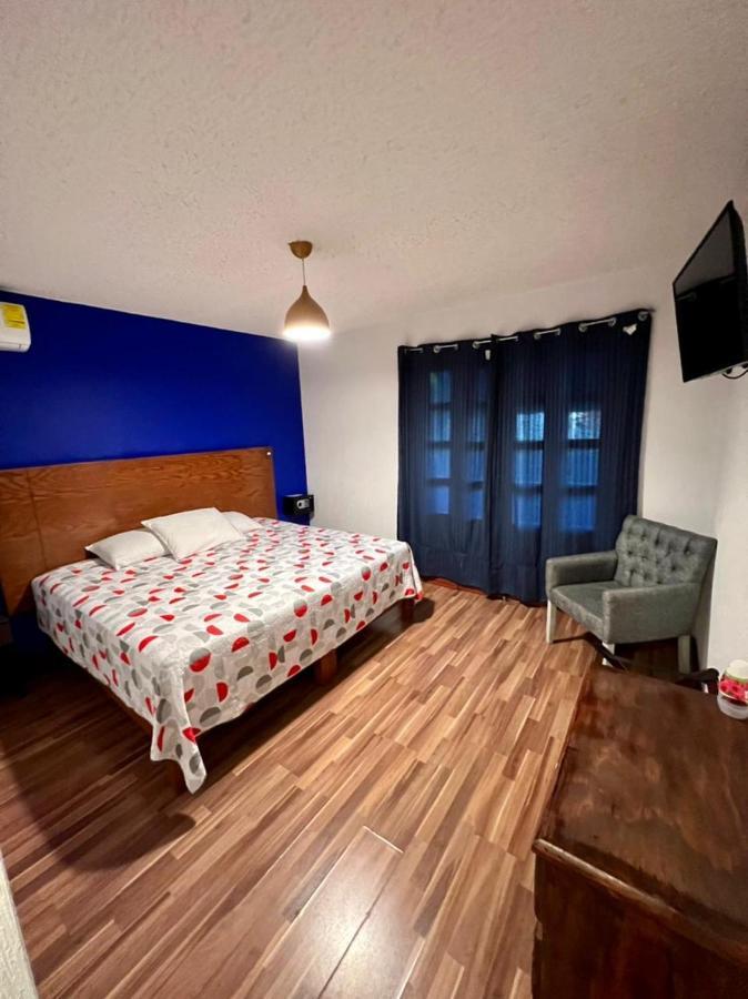 Hotel Casa Frida Cuernavaca Bagian luar foto
